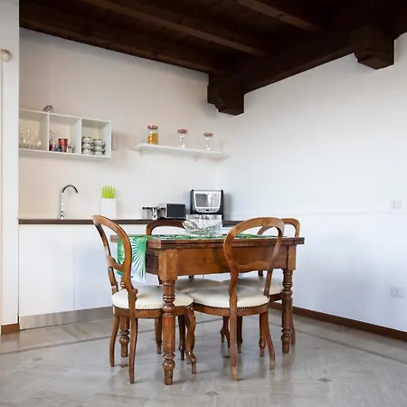 La Limonaia- With Private Garden & Lake View Villa Meina