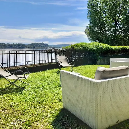 La Limonaia- With Private Garden & Lake View וילה מאינה
